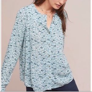 Anthropologie drapey blouse US 4 bear print